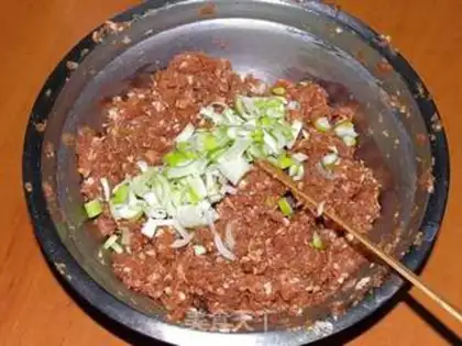 Make Old Beijing meatloaf step 1