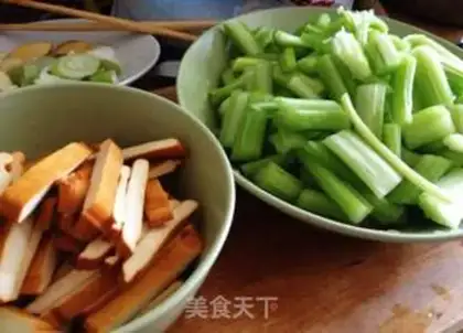 Make The celery, the celery step 2