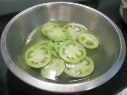 Make A fried green tomato step 2