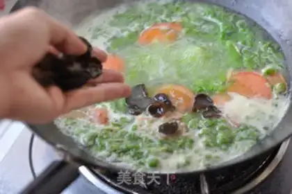 Make Green Pumps soup step 10