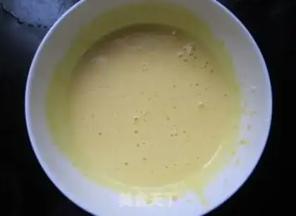 Make owl cake step 3