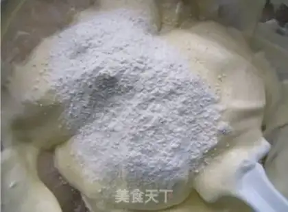 Make owl cake step 8
