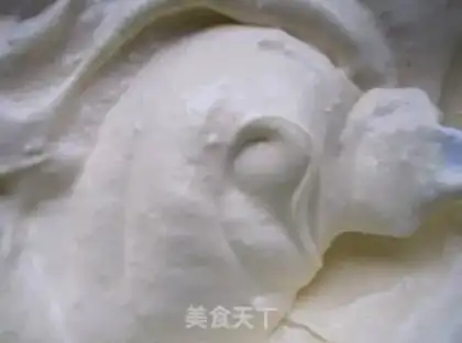 Make owl cake step 9