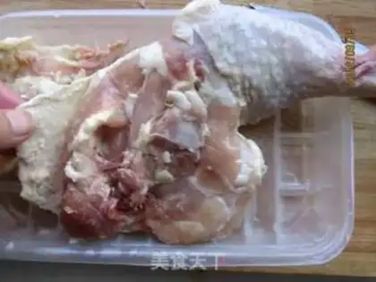 Make Frozen hand tore chicken step 1