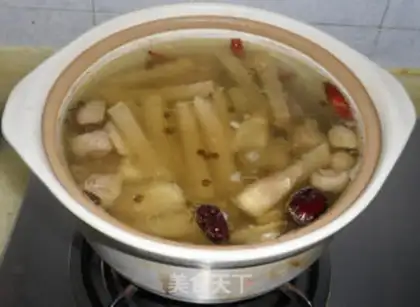 Make Old radish duck soup step 8
