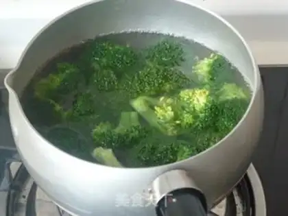 Make Pelican broccoli step 2