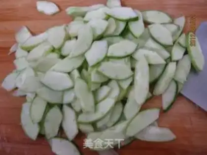 Make Old cucumber-crackers step 2