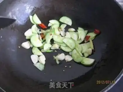 Make Pork cucumber soup step 4