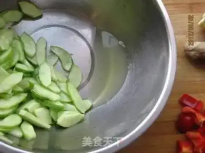 Make Old cucumber-crackers step 4