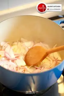 Make Cheese juice and calf knees step 2