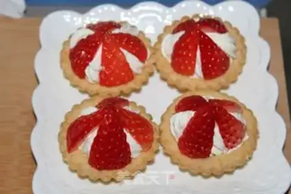 Make Strawberry butter tower step 12