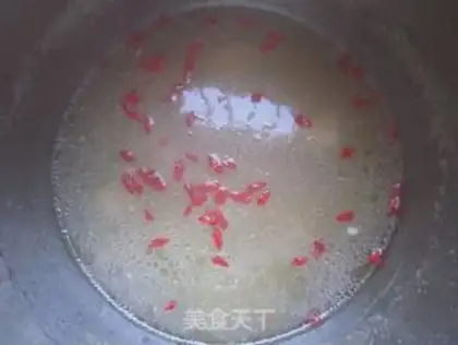 Make Soybeans pork soup step 10