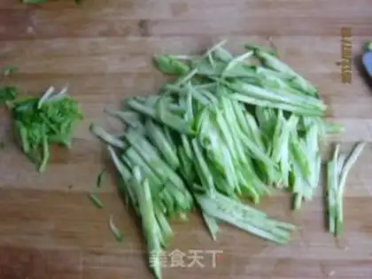 Make cucumber golden egg dry step 5