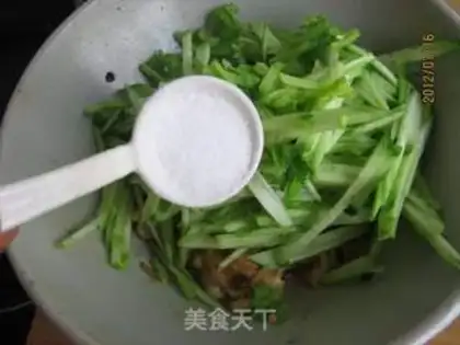 Make cucumber golden egg dry step 8