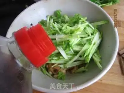 Make cucumber golden egg dry step 9