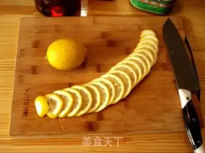 Make Honey lemon tea step 4