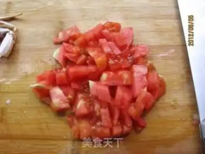 Make Tomato crab soup step 2