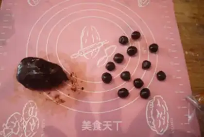 Make Chocolate roses step 2