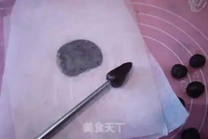 Make Chocolate roses step 4