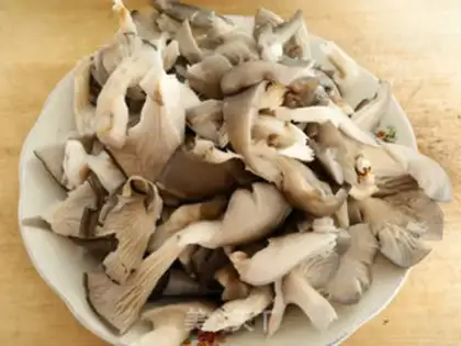 Make Pumpkin fishball soup step 0