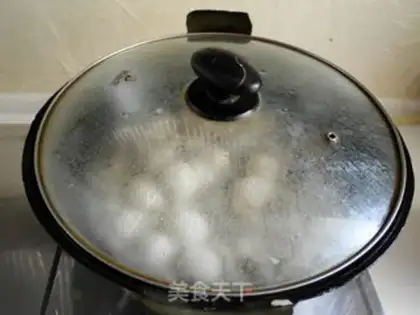 Make Pumpkin fishball soup step 5