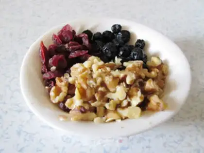 Make Twinberry pecan scon step 1