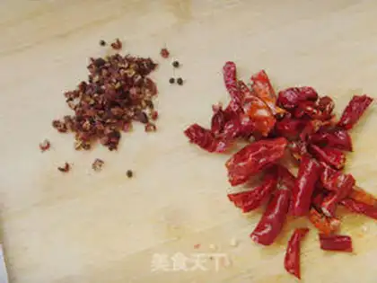 Make Spicy peanuts step 5