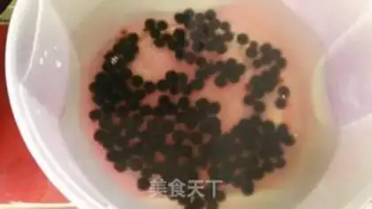 Make A smooth pearl tea step 1
