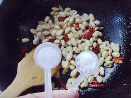 Make Spicy peanuts step 8