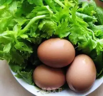 Make Scrambled eggs step 0