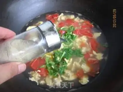 Make Tomato, egg soup step 10