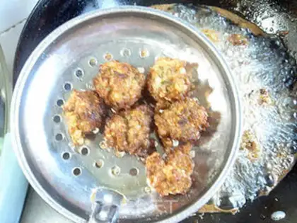 Make Roach porkballs step 7