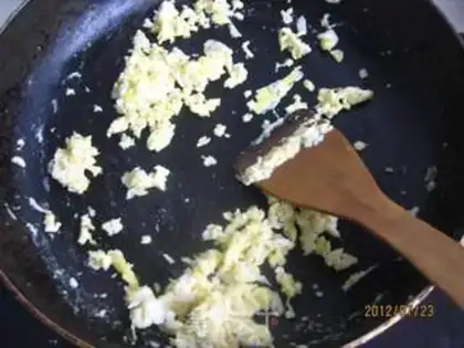 Make Fried egg pancakes step 3