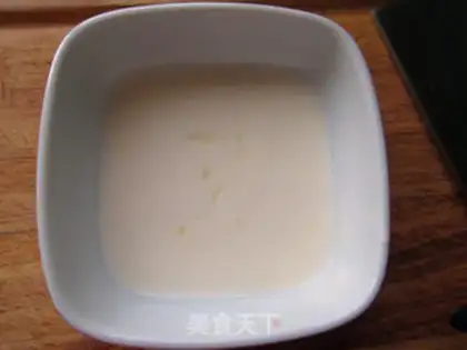 Make Cheese and almonds and blue flowers step 1