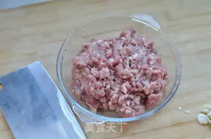 Make Egg lion head step 0