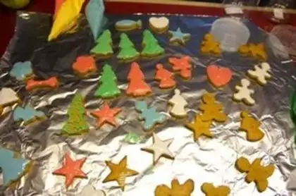 Make The colored gingerbread step 23