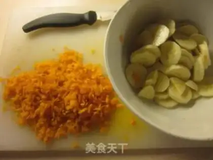 Make Carrot banana cake step 1