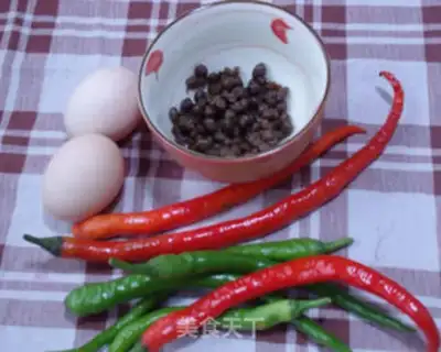 Make Twin bean fried eggs step 0