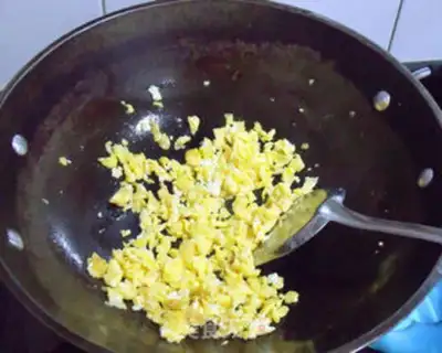 Make Twin bean fried eggs step 2