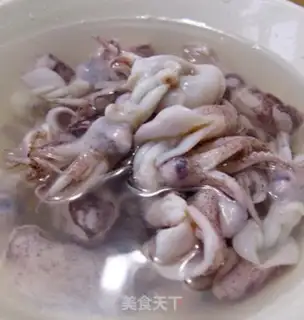 Make Frozen fish with mushroom sauce step 1