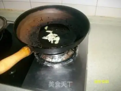 Make Creamed eggs step 2