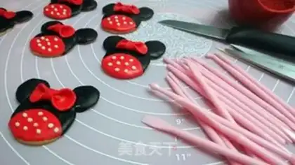 Make Christmas cookies step 11