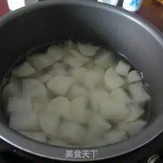 Make Spicy radish pot step 4
