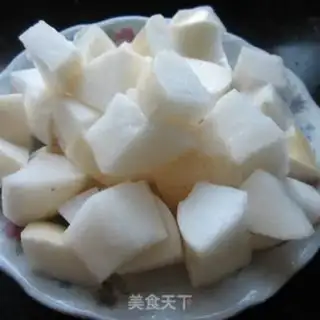 Make radish choppot step 1