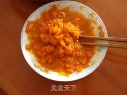 Make Pumpkin buns step 2