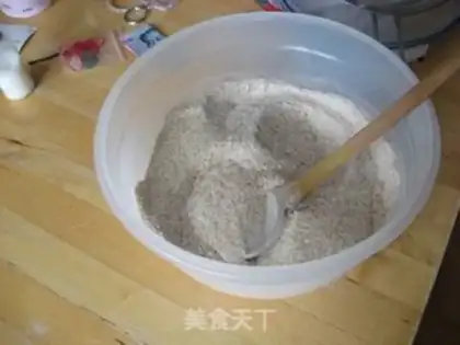 Make Carrot cake step 1