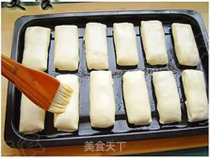 Make The lamb bun step 16