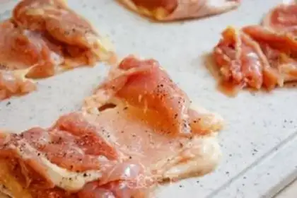 Make Tomato mushroom pasta with roast chicken leg step 0