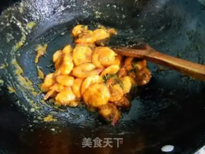 Make Thai curry shrimp step 4