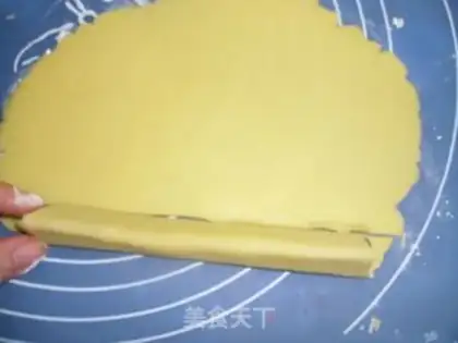 Make Wheel crackers step 12